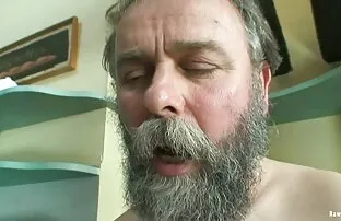 XXX Vänner ringde och porr video gratis hans dotter