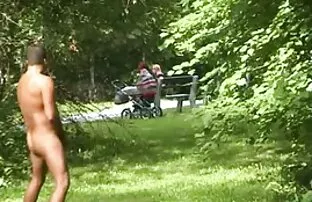 XXX Vän till dem gratis video porr att sova, och angrep honom med strippa