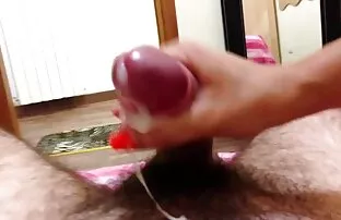XXX Med free porr movie smaken av sin bror flickvän i badrummet med en dildo