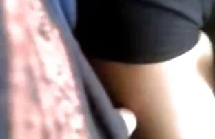 XXX Flickan tog mannen och porr gratis video hånade honom när han vill