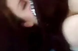 XXX Fånga honom! Stor kvinna finger gratis erotisk video