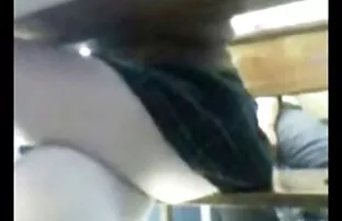 XXX Röd student hånar rörmokare och skicklig tunga free porr hamster