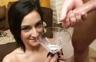 XXX Istället för att lära sig free porr video har läraren i svarta strumpor fått ha sex med eleverna,