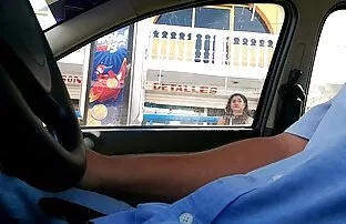 XXX Njut av den bräckliga på spetsen av gratis porrfilm till mobilen penis
